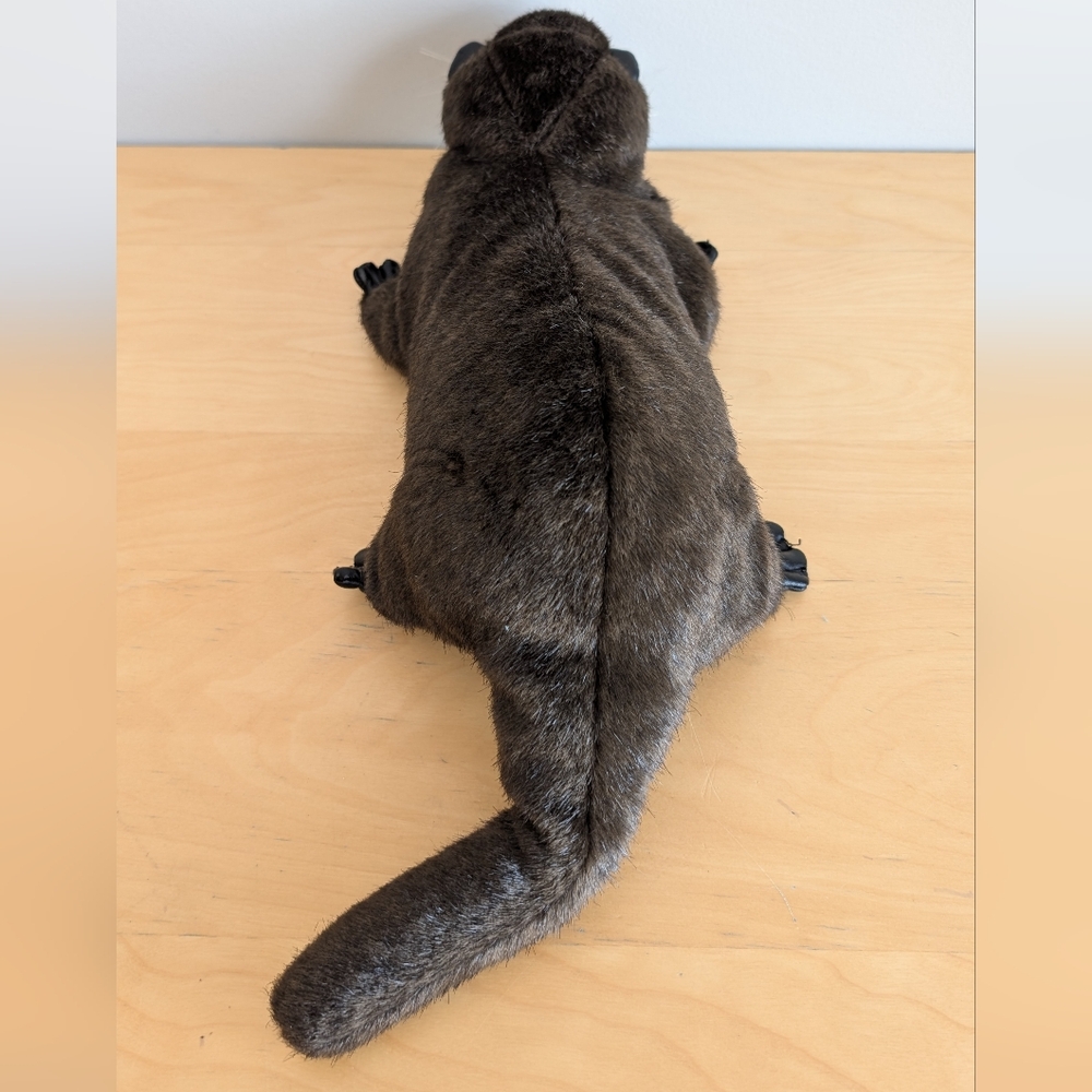 Folkmanis River Otter Hand Puppet - Picture 8 of 10